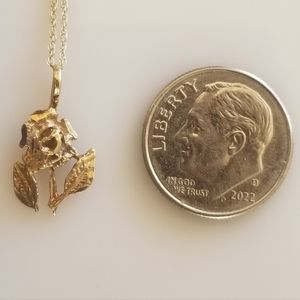 14K Gold Rose Pendant Necklace